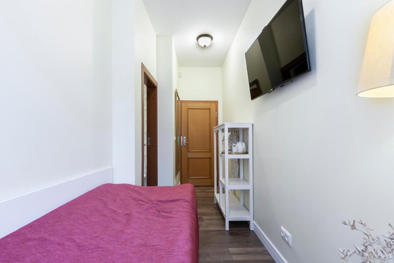 Story Inn Self Check-In Hotel Vilnius Exterior photo