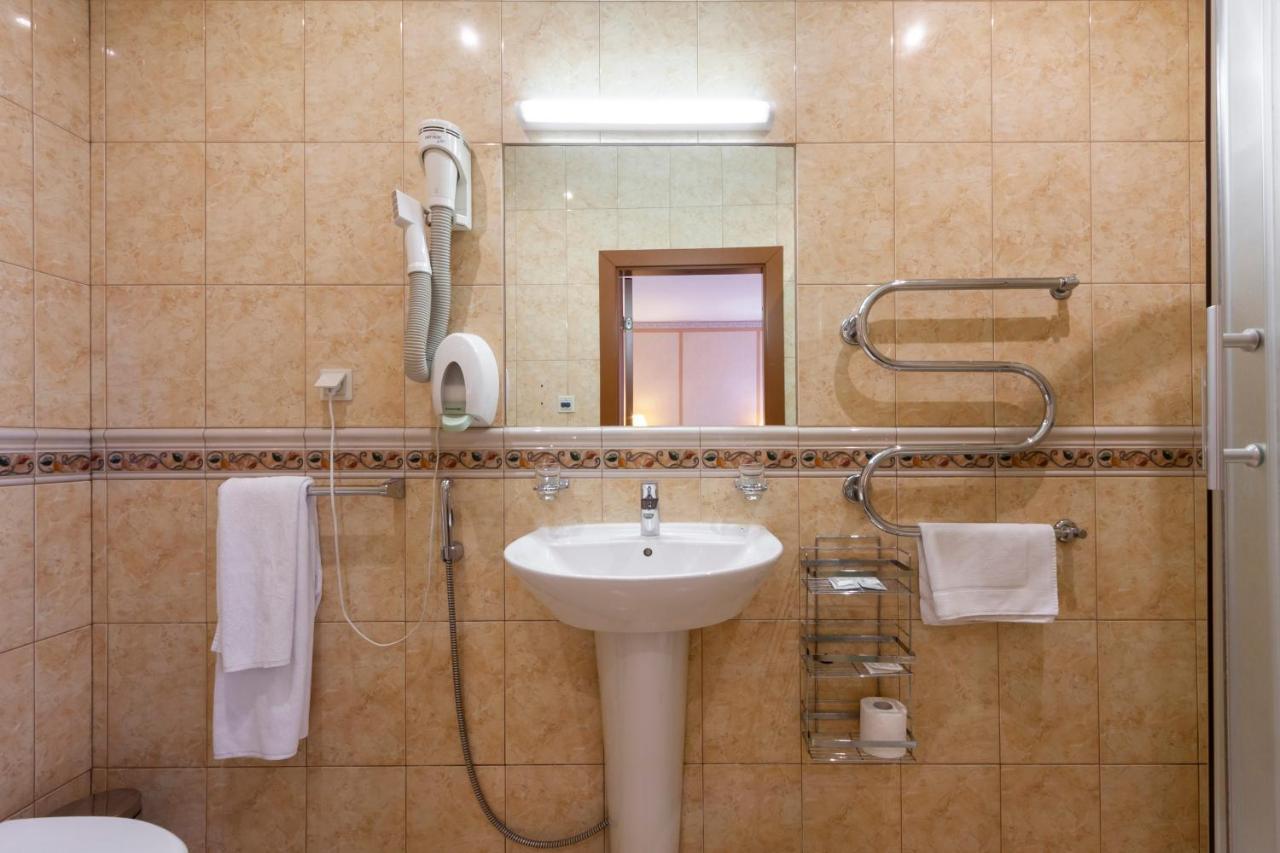 Story Inn Self Check-In Hotel Vilnius Exterior photo